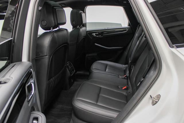 Photo of 2025 White Porsche Macan