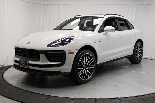 Photo of 2025 White Porsche Macan