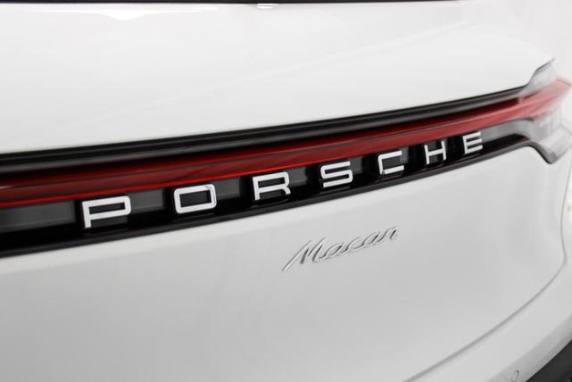 Photo of 2025 White Porsche Macan