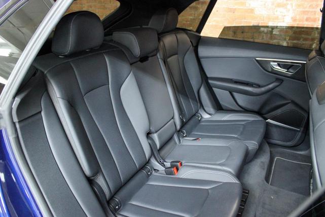 Photo of 2021 Navarra Blue Metallic Audi Q8