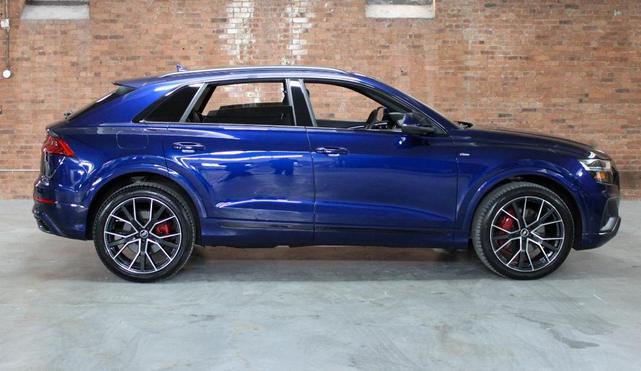 Photo of 2021 Navarra Blue Metallic Audi Q8