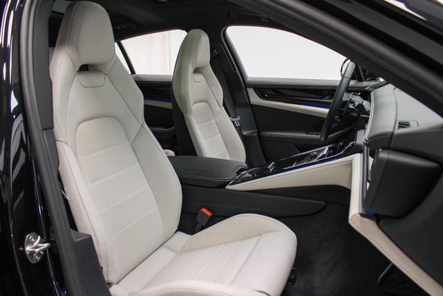 Photo of 2025 Jet Black Metallic Porsche Panamera