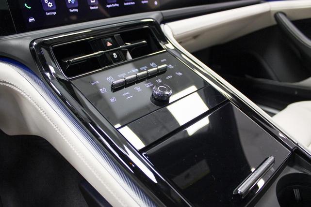 Photo of 2025 Jet Black Metallic Porsche Panamera
