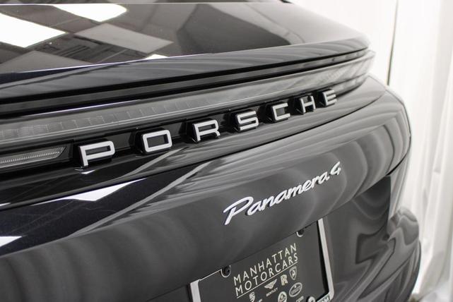 Photo of 2025 Jet Black Metallic Porsche Panamera