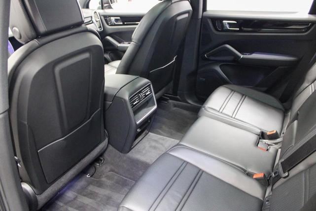 Photo of 2023 Quartzite Grey Metallic Porsche Cayenne
