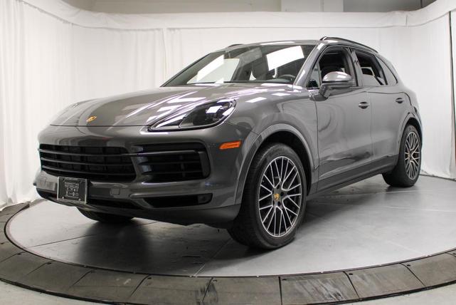 Photo of 2023 Quartzite Grey Metallic Porsche Cayenne