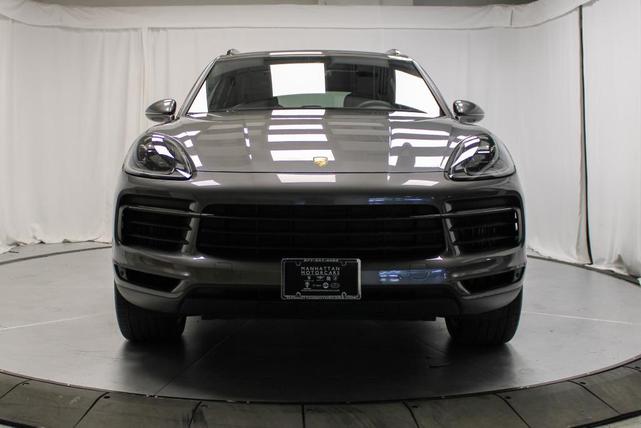 Photo of 2023 Quartzite Grey Metallic Porsche Cayenne
