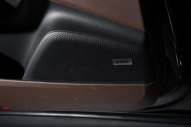 Photo of 2024 Oak Green Metallic Porsche Macan Electric