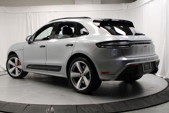 Photo of 2022 Dolomite Silver Metallic Porsche Macan