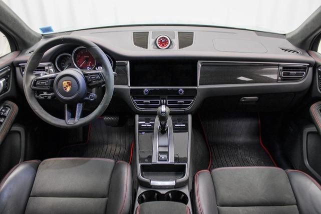 Photo of 2022 Dolomite Silver Metallic Porsche Macan