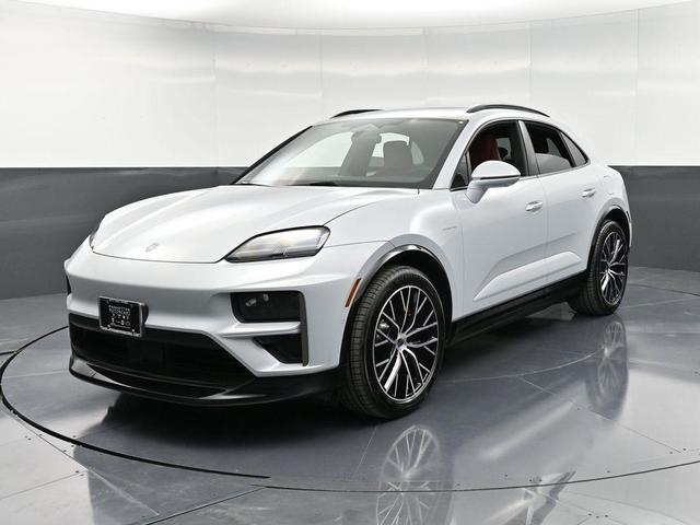 Photo of 2025 Ice Grey Metallic Porsche Macan