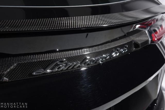 Photo of 2024 Nero Noctis Metallic Lamborghini Urus