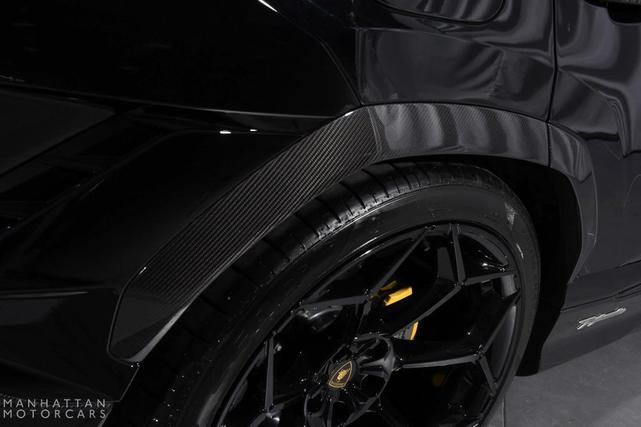 Photo of 2024 Nero Noctis Metallic Lamborghini Urus