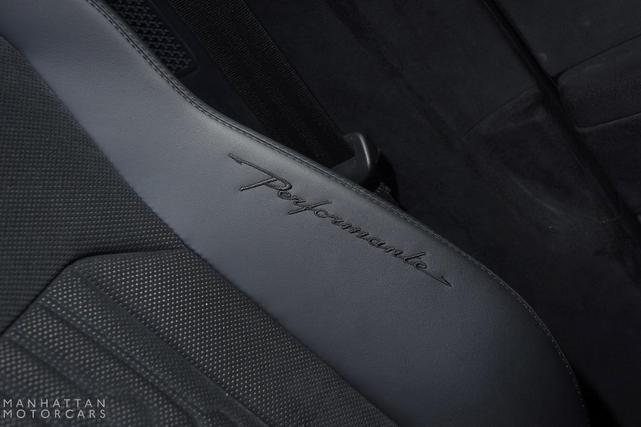 Photo of 2024 Nero Noctis Metallic Lamborghini Urus