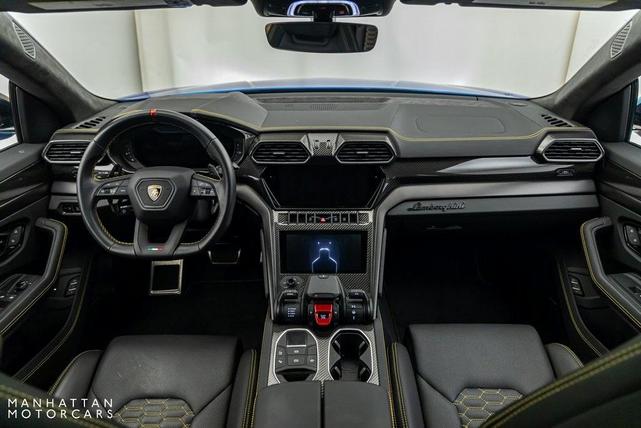 Photo of 2023 Blu Nethuns Metallic Lamborghini Urus