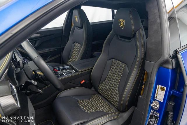 Photo of 2023 Blu Nethuns Metallic Lamborghini Urus