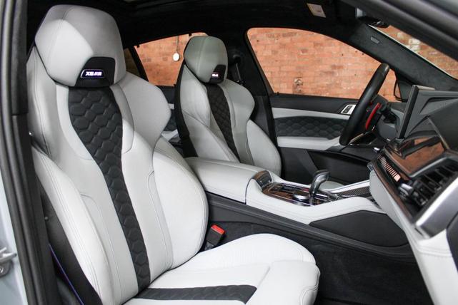 Photo of 2024 Brooklyn Gray Metallic BMW X6 M