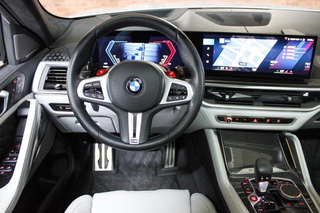 Photo of 2024 Brooklyn Gray Metallic BMW X6 M