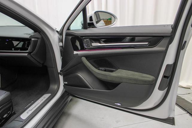 Photo of 2025 Ice Grey Metallic Porsche Panamera