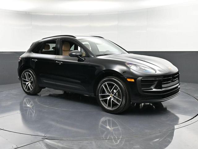 Photo of 2025 Black Porsche Macan
