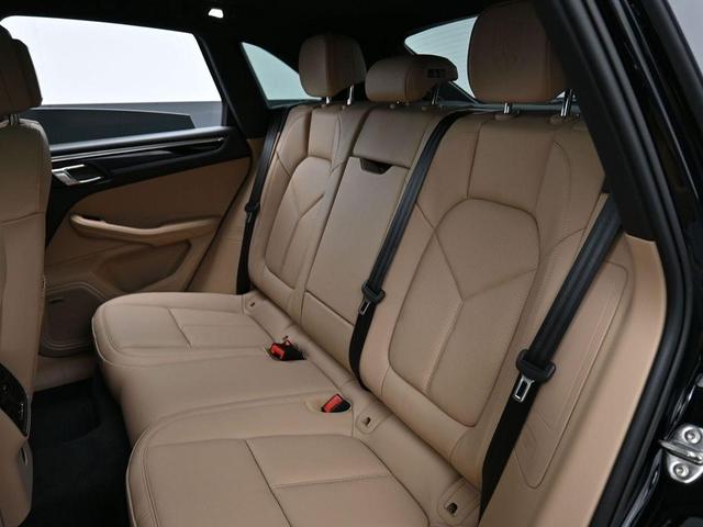 Photo of 2025 Black Porsche Macan