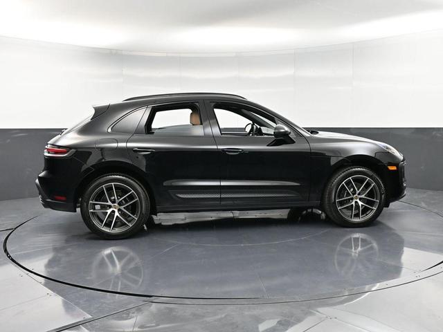 Photo of 2025 Black Porsche Macan