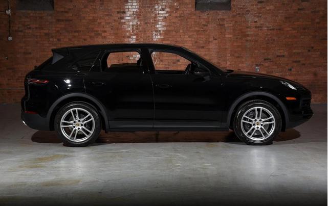 Photo of 2023 Black Porsche Cayenne