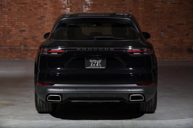 Photo of 2023 Black Porsche Cayenne