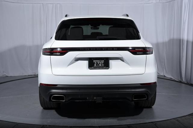 Photo of 2021 Carrara White Metallic Porsche Cayenne