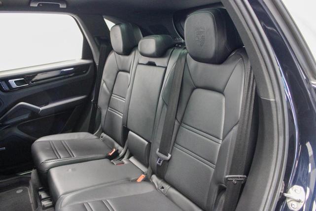 Photo of 2022 Moonlight Blue Metallic Porsche Cayenne