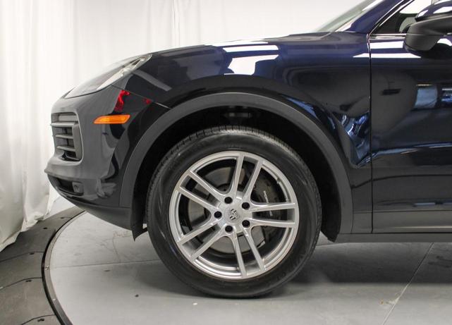 Photo of 2022 Moonlight Blue Metallic Porsche Cayenne
