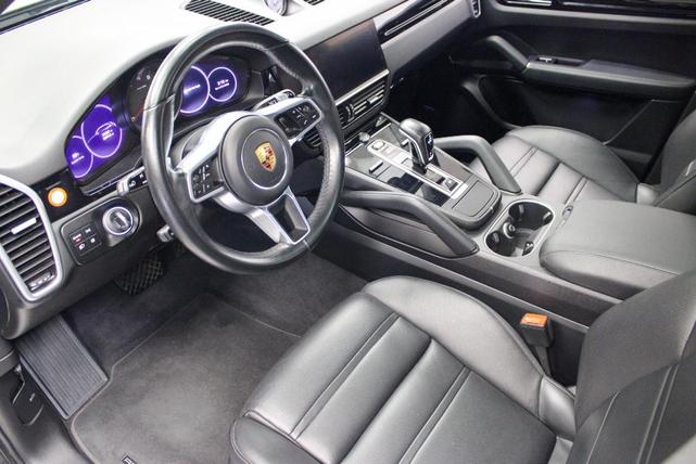 Photo of 2022 Moonlight Blue Metallic Porsche Cayenne