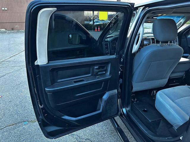 Photo of 2015 Black RAM 1500