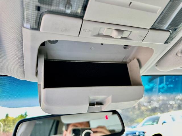 Photo of 2014 Satin White Pearl Subaru Outback