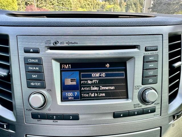 Photo of 2014 Satin White Pearl Subaru Outback
