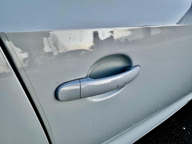 Photo of 2017 White Silver Metallic Volkswagen Jetta