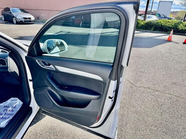 Photo of 2017 Cortina White Audi Q3