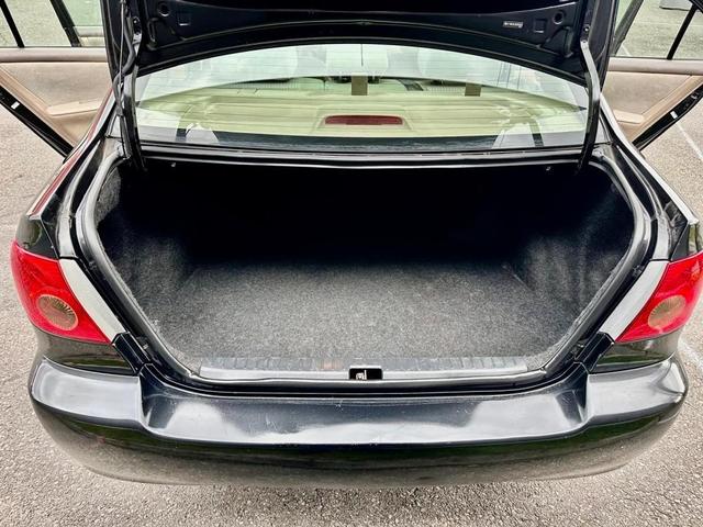 Photo of 2006 Black Toyota Corolla