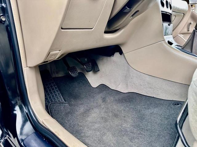 Photo of 2006 Black Toyota Corolla