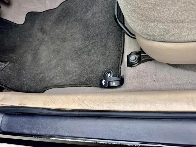 Photo of 2006 Black Toyota Corolla