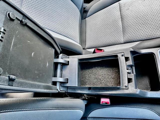 Photo of 2019 Black Ford Escape