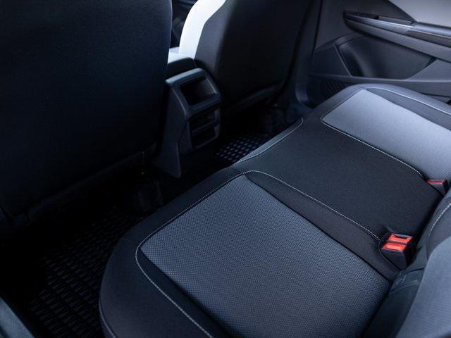 Photo of 2024 Platinum Gray Metallic Volkswagen Taos