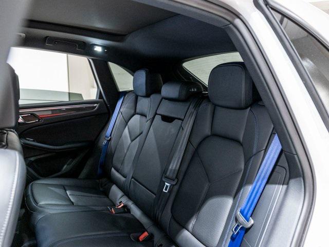 Photo of 2024 White Porsche Macan