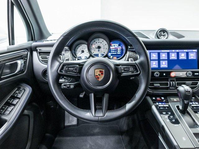 Photo of 2024 White Porsche Macan