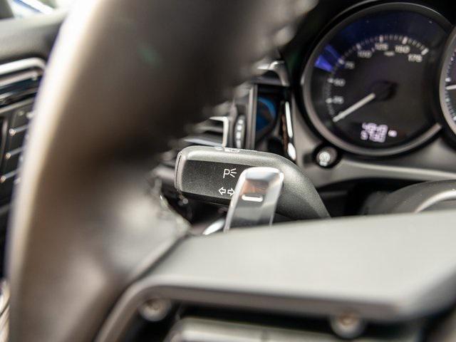 Photo of 2024 Gentian Blue Metallic Porsche Macan