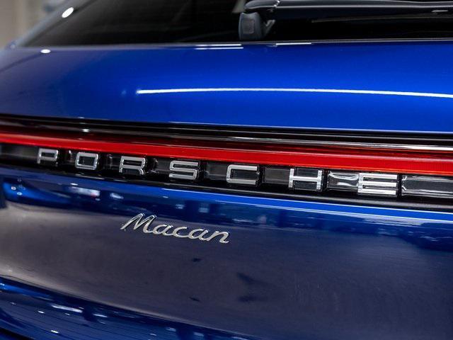 Photo of 2024 Gentian Blue Metallic Porsche Macan