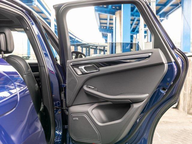 Photo of 2024 Gentian Blue Metallic Porsche Macan