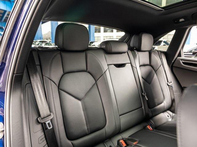 Photo of 2024 Gentian Blue Metallic Porsche Macan