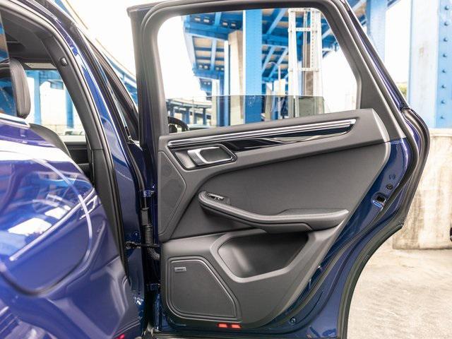 Photo of 2024 Gentian Blue Metallic Porsche Macan