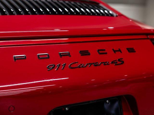 Photo of 2018 Red Porsche 911